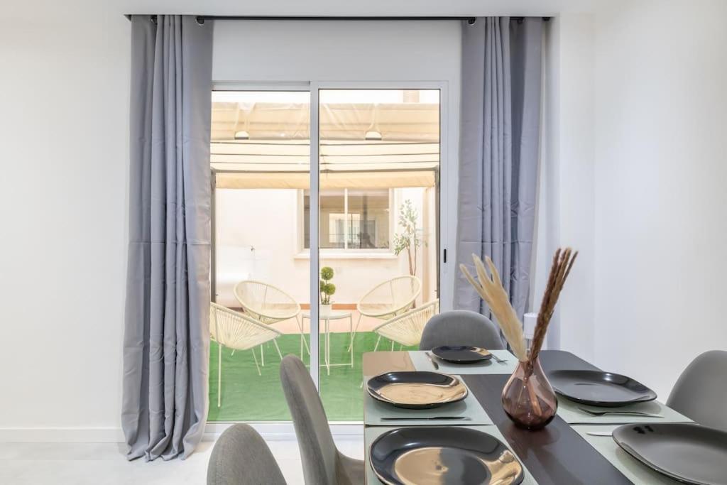 Beautiful 2br - 20 Meters From - In Center Appartement Fuengirola