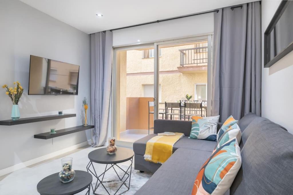 Appartement Beautiful 2br - 20 Meters From - In Center